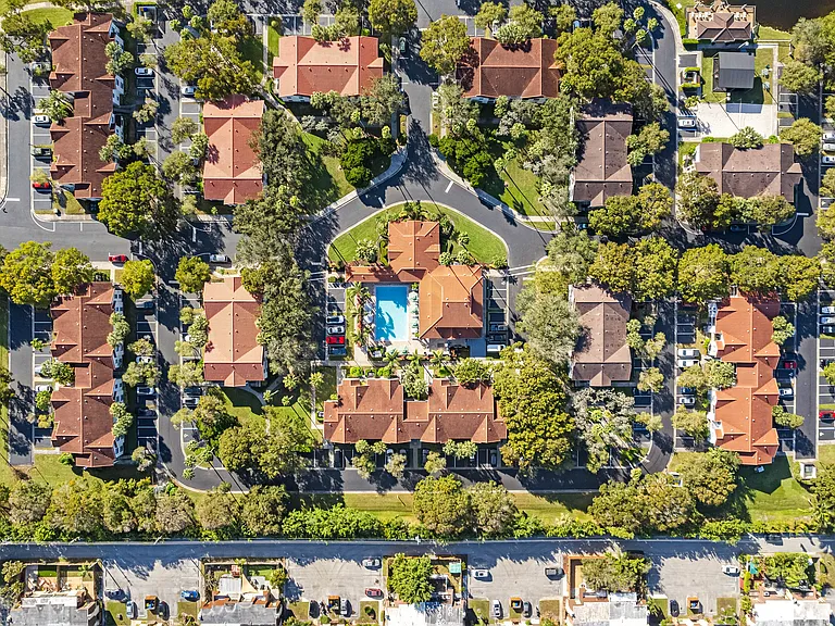 Avana Palm Beach Gardens — Photo 27