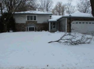 416 Oday St S, Maplewood, MN 55119