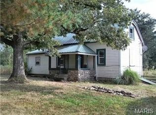 2556 Turkeyfoot Rd, Bourbon, MO 65441