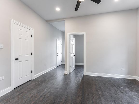 4th image of 2660 W Huron St #1R