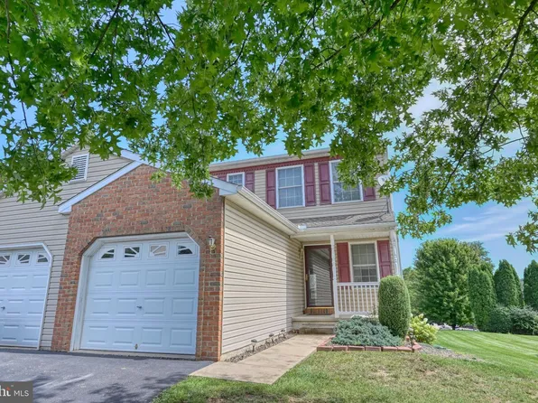 9 Grasshopper Ct, Myerstown, PA 17067