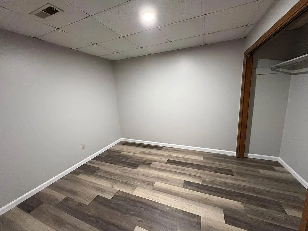 2204 N SR 257, Apt. #3 - 1 — Photo 2