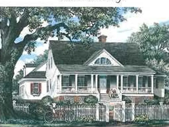 3575 Pinewood Dr, Keswick, VA 22947
