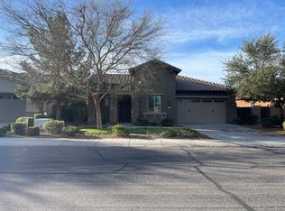2543 E Penedes Dr, Gilbert, AZ 85298