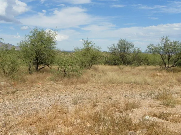 1148 King Ln, Rio Rico, AZ 85648