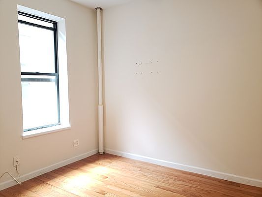 5th image of 517 W 111th St #6SH