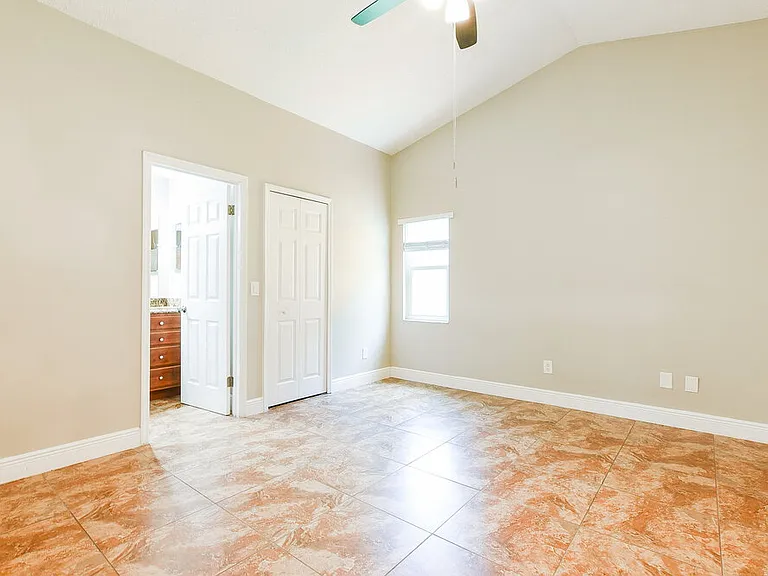 1001 Manigan Ave — Photo 10