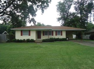 101 Glenn St, Crystal Springs, MS 39059