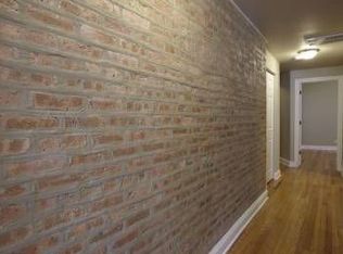 6915 S Paxton Ave #3, Chicago, IL 60649