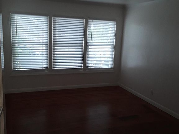 4th image of 500 Francisco Dr APT 1