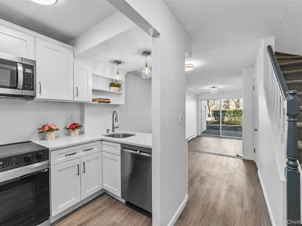 10 Westview Avenue #H, White Plains, NY 10603