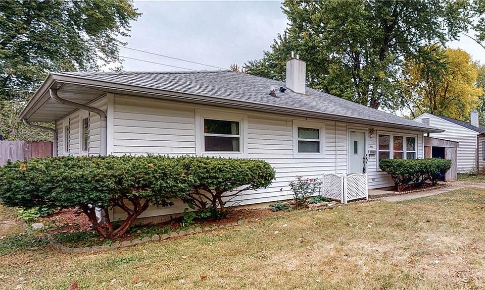 1st image of 2902 Corvallis Cres
