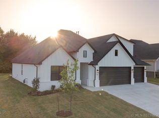 9230 N 141st East Ave, Owasso, OK 74055