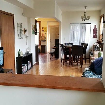 4th image of 1540 N Paulina St #1221