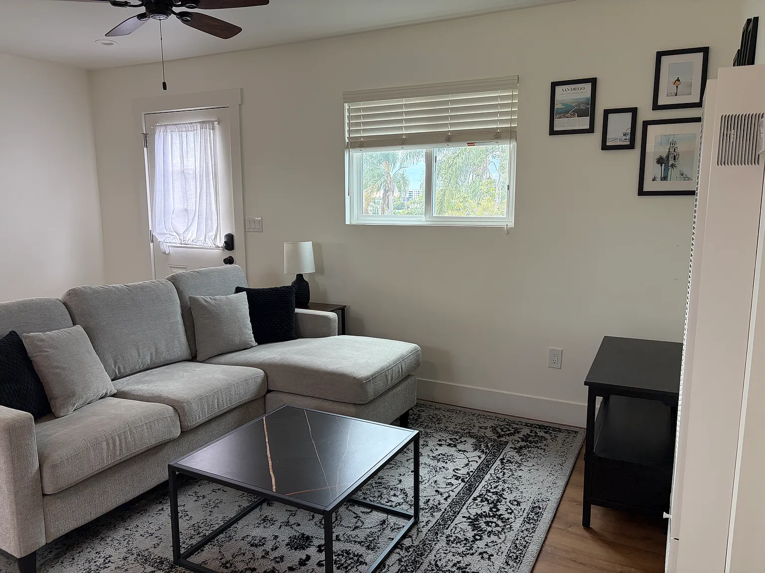 1 bed, 500 sqft, $2,700 — Photo 4