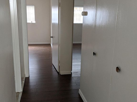3rd image of 1080 N Lake Ave APT 10
