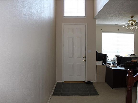 3rd image of 206 Lairds Dr