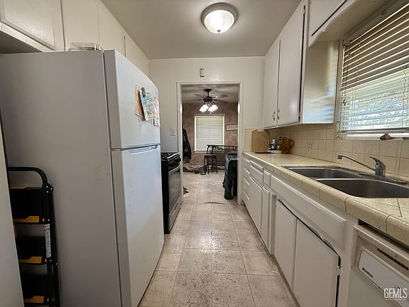 5th image of 2512 Barnett St