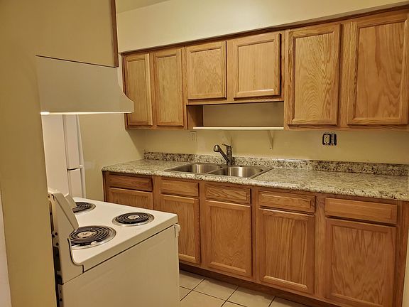 3rd image of 310 W Main St #3