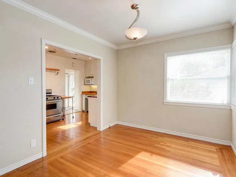 5228 G St — Photo 10