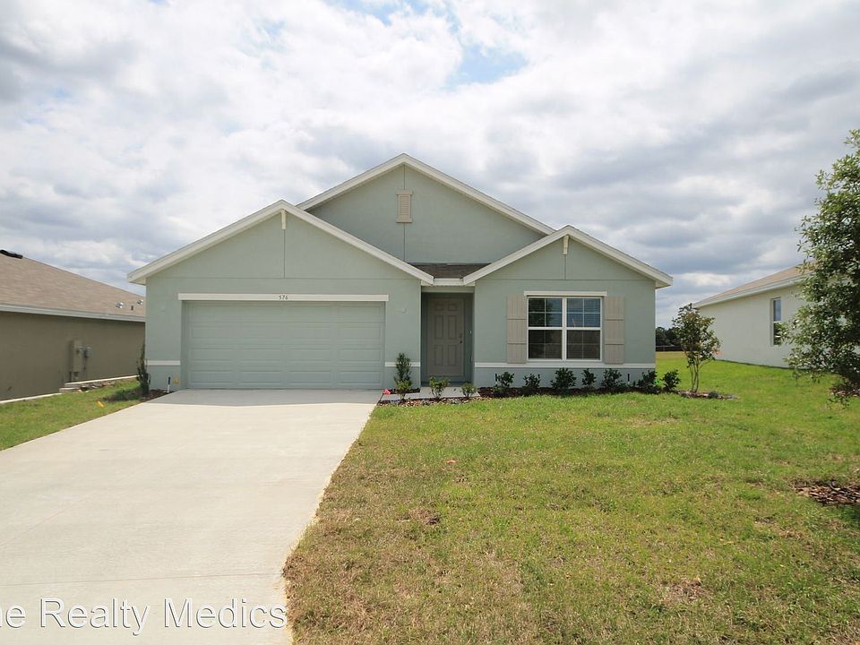 1st image of 576 Twisted Oak Dr
