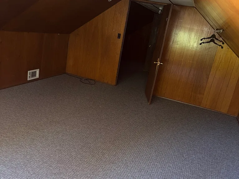 710 Locust St — Photo 7
