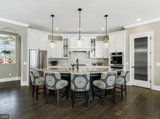 6648 Waterford Ln, Excelsior, MN 55331