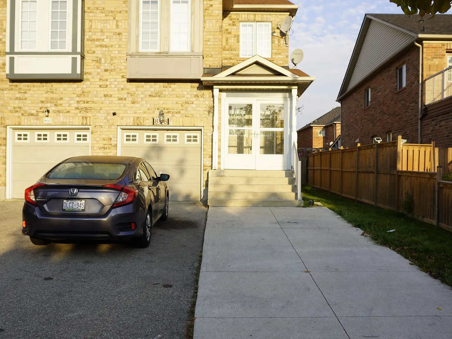 3 bed, $3,000 — Photo 2