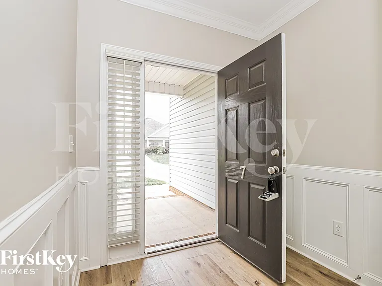 7 Cloverfield Ct — Photo 3
