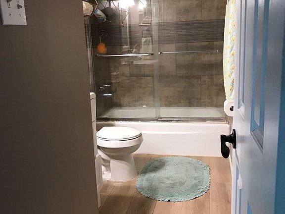 5th image of 4141 Westcity Ct APT 18