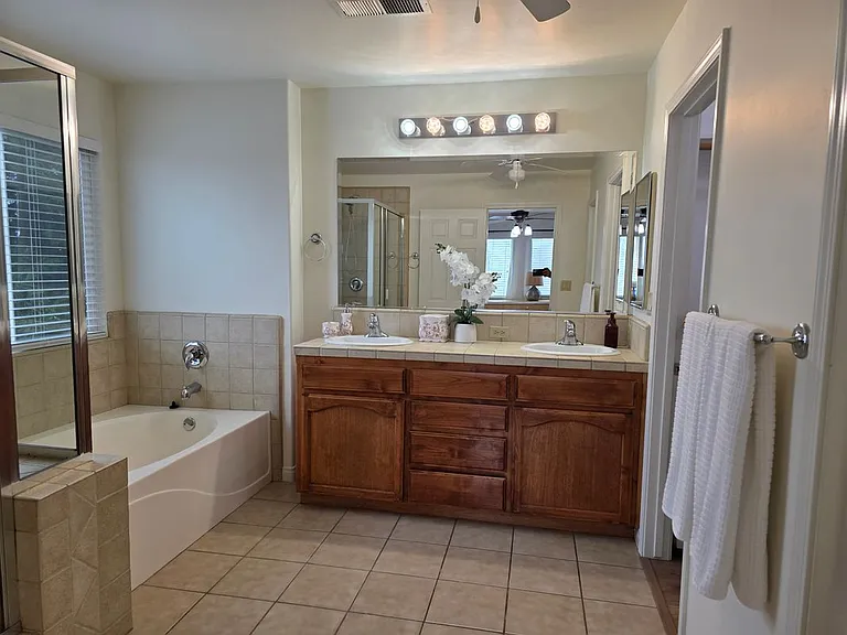 10403 Coconut Grove Ct — Photo 20