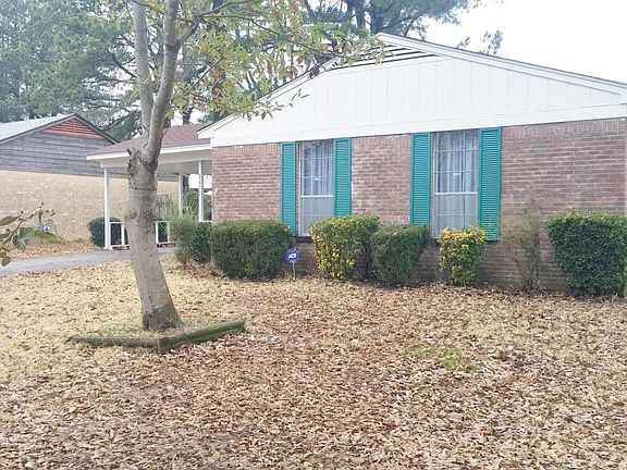 3rd image of 2872 Briarwood Dr