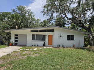 220 Bath St, Tarpon Springs, FL 34689