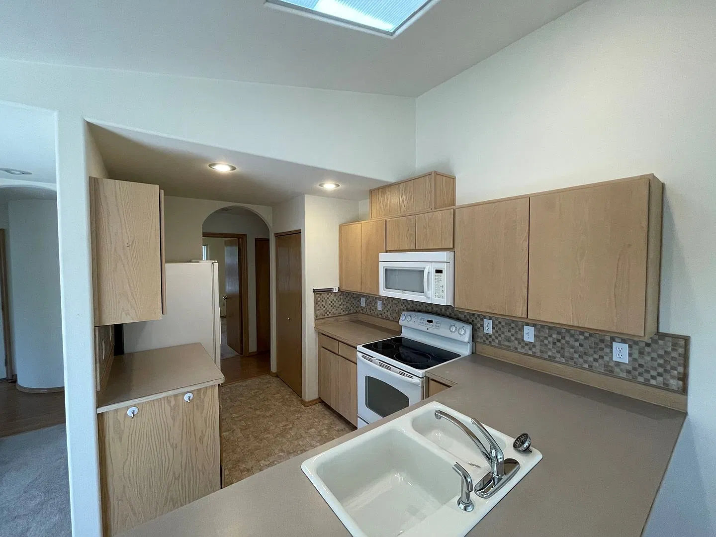 Now renting 3 bedroom House — Photo 4