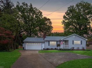 3445 Bent Willow Ct, Youngstown, OH