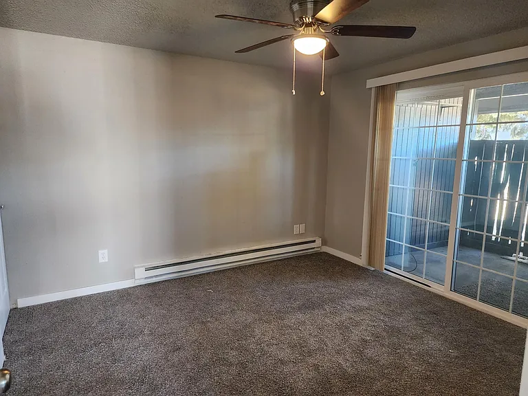 Bedroom/Patio Unit 22