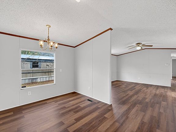 5th image of 491 Chapman Rd #9