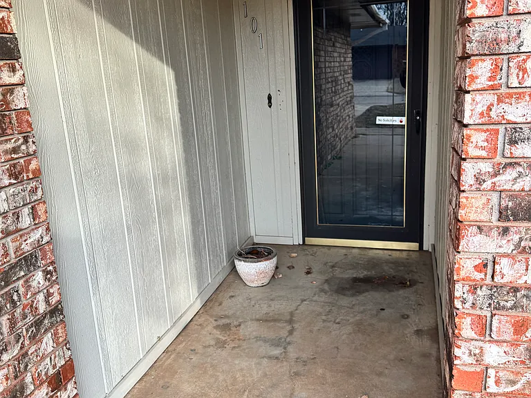101 S Eufaula Dr #1 — Photo 3