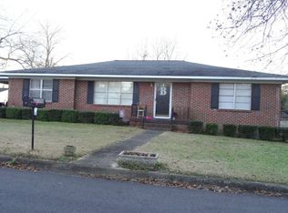 212 Haig St SW, Hartselle, AL 35640