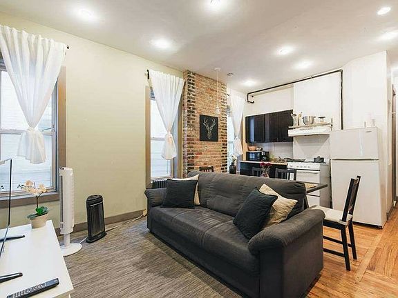 2nd image of 644 Lafayette Ave #4A