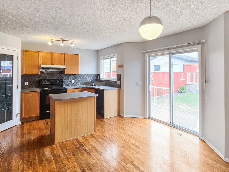 171 Taravista St NE — Photo 9
