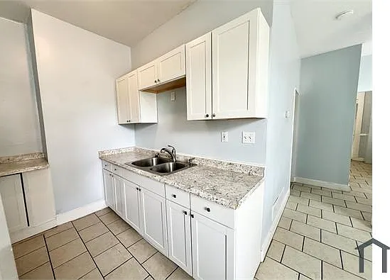214 N 17th St — Photo 10