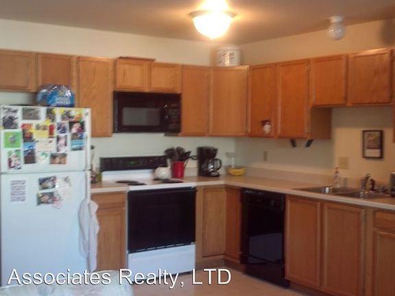 4th image of 2491 Wheeler Dr APT C