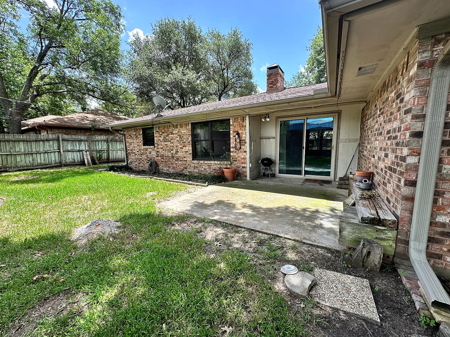 3 bed, 1476 sqft, $2,000 — Photo 4