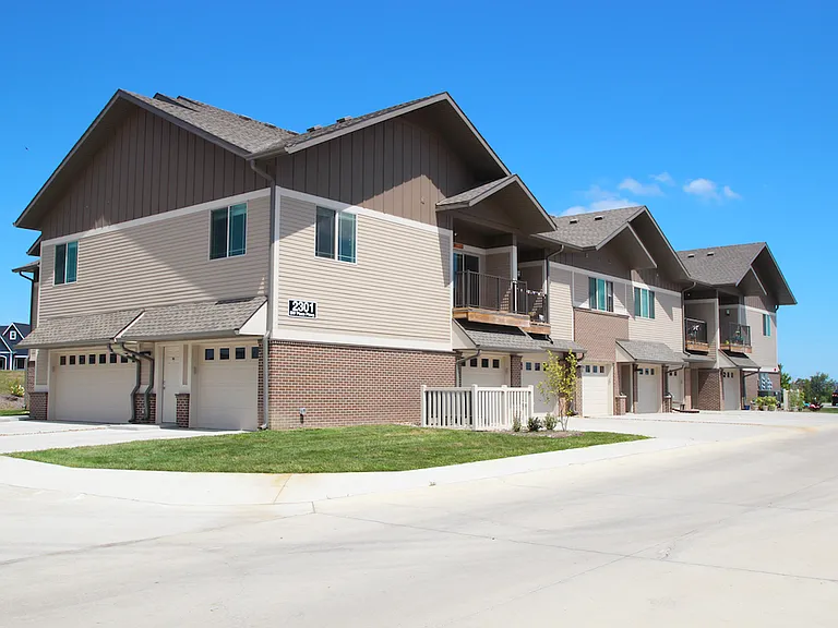 The Sterling at Prairie Trail — Photo 32