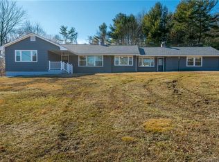 4711 Madison Ave, Trumbull, CT 06611