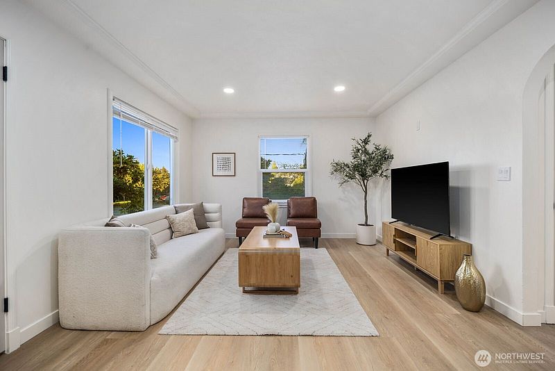 4th image of 4106 N 15th Street