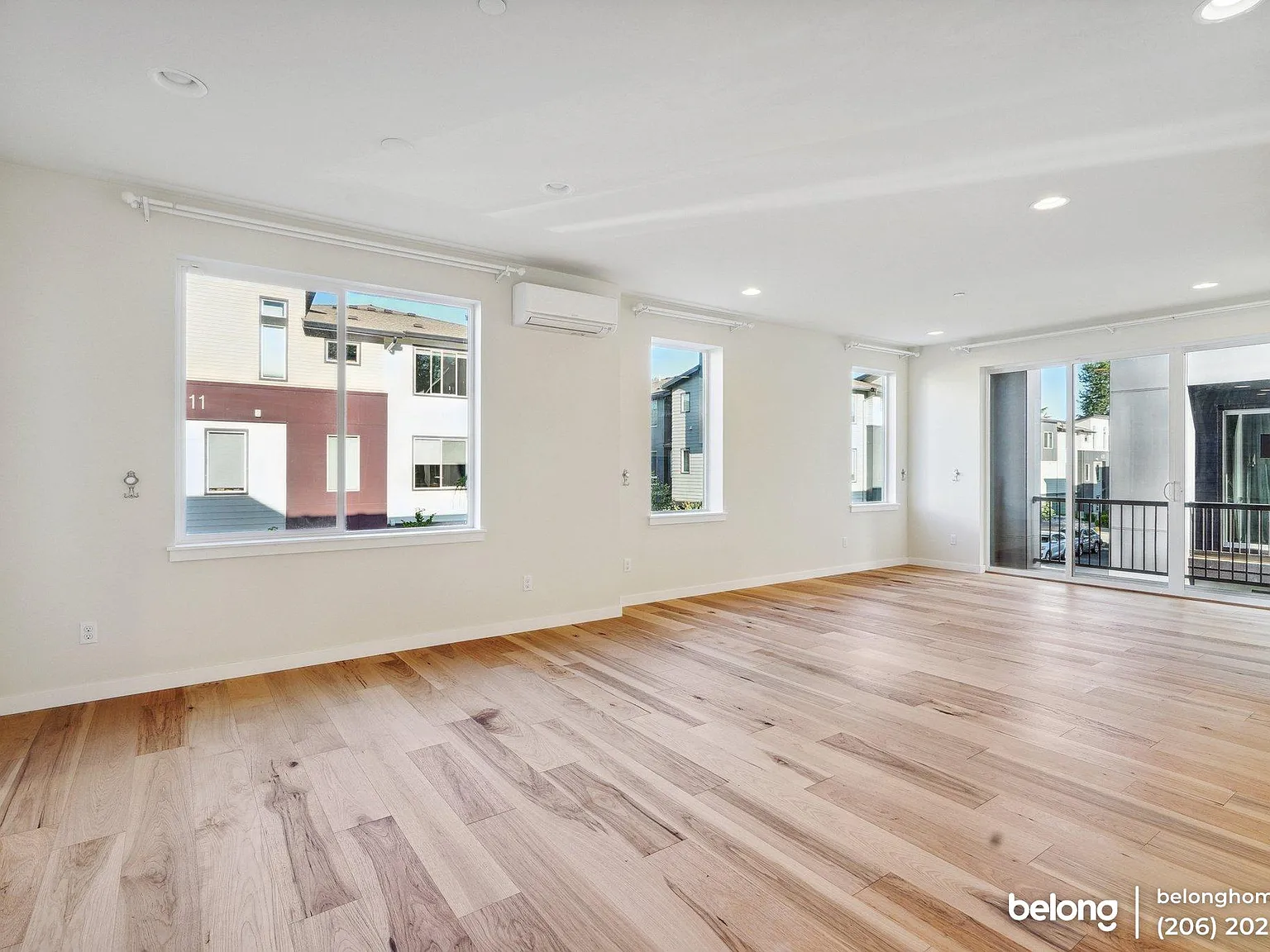 4 bed, 3.5 bath, 2200 sqft, $3,895 — Photo 1