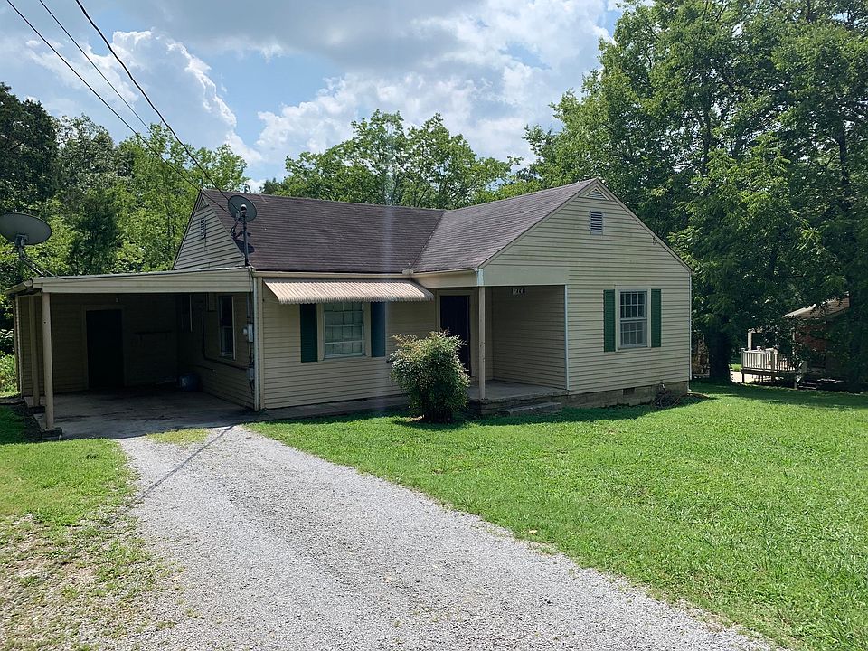 1st image of 214 Hickory Dr