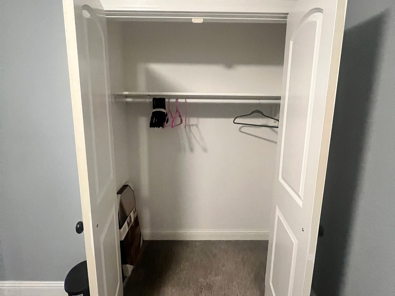 6 bed, 1280 sqft, $750 — Photo 3